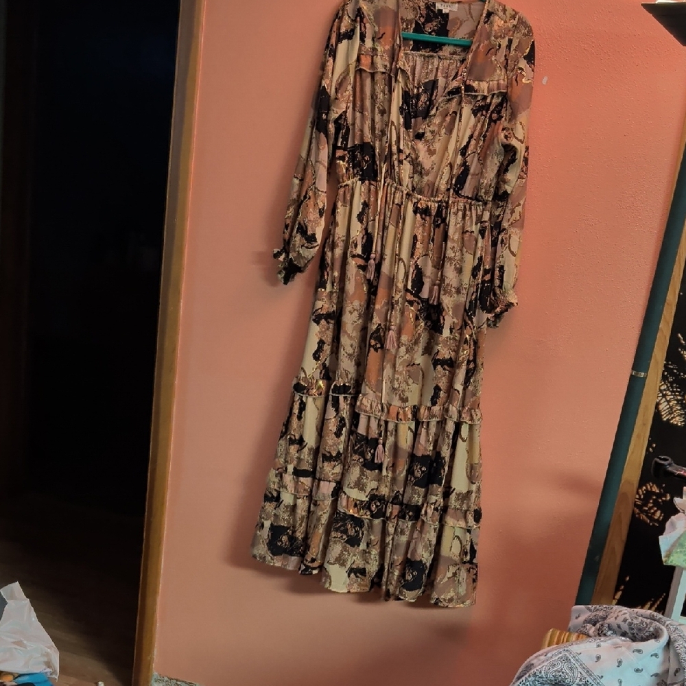 Elegant Long Sleeve Patterned Dress